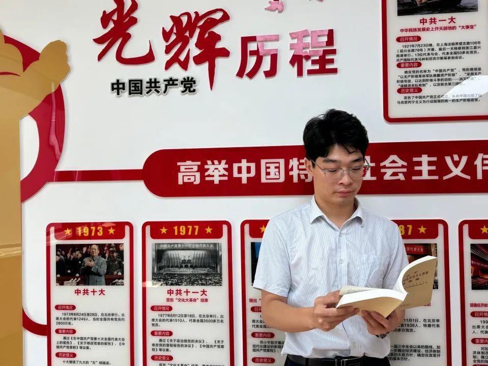 8B3E0F12FB2C205332D0511BDAE_127BCD30_1CC17