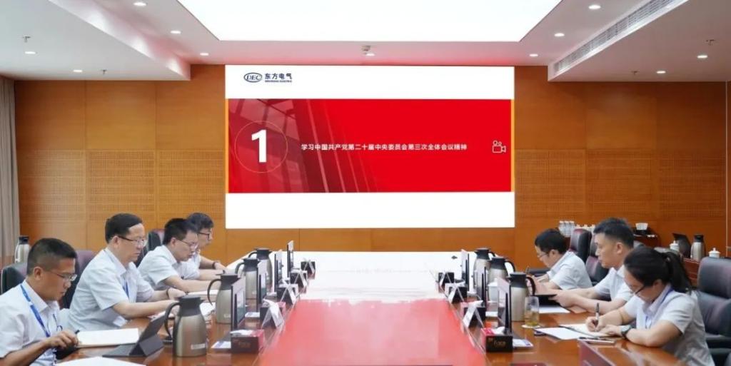 B5E3C7AF49BDD0DE4DAEBB4FFC0_CA2F8C31_E9A9