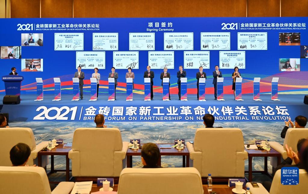 EE5FDFD84AD1E24938BDC4154C6_24D5FC07_1EA52.jpg?e=