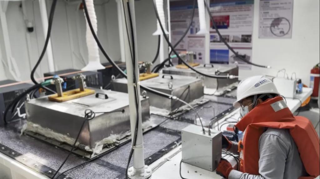 E32F3D76A02CBBAFFE1DD3A4899_A076A0D1_11943