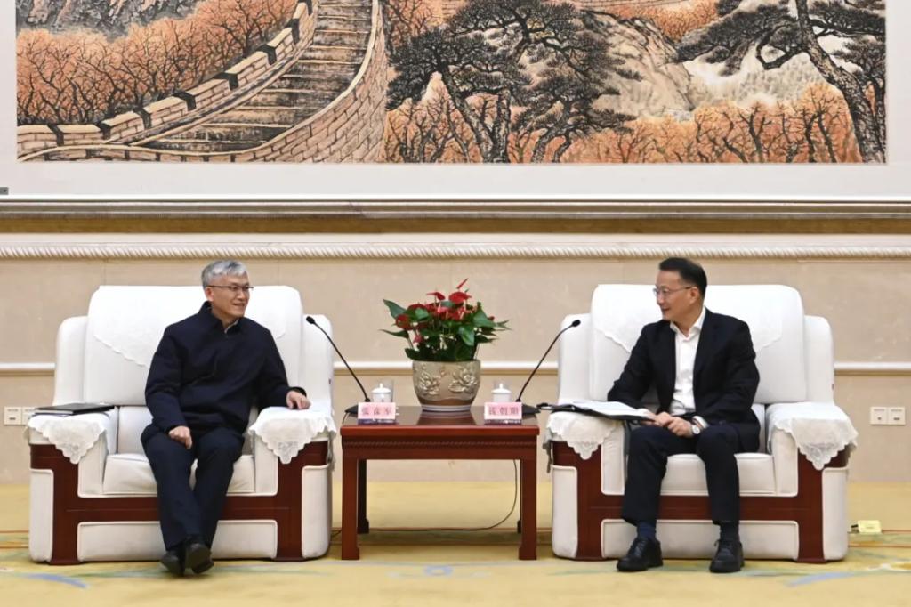 D00371DA14281048EE91B3DBB20_5344B900_1A538