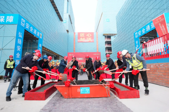 4B5B12CAED1B36B200D42A528A2_B87AF37B_C7B4A